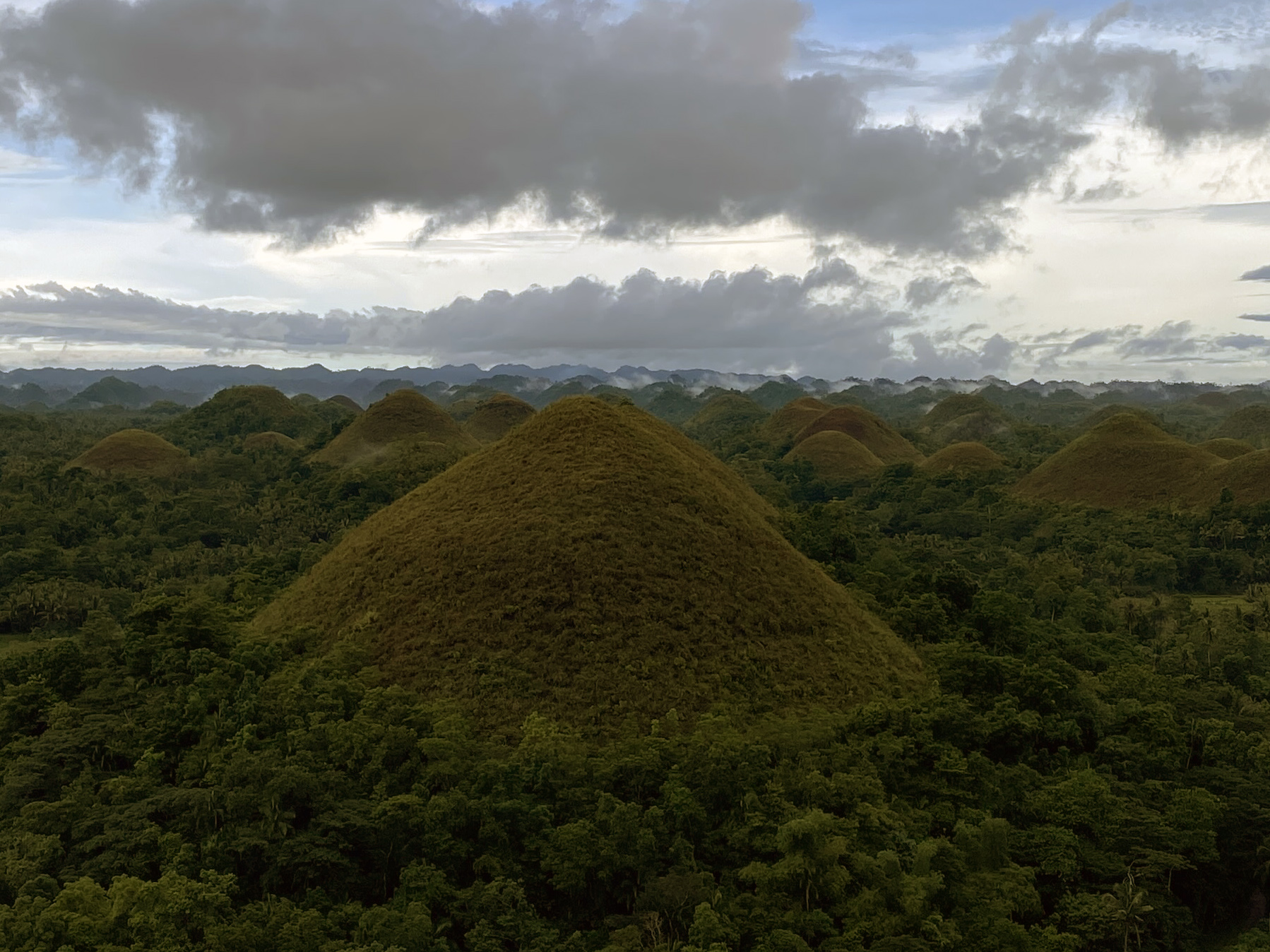 carmen-chocolate-hills
